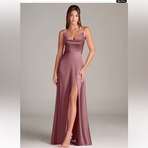 NWT Azazie Sarella Bridesmaid Dress in
Vintage Mauve